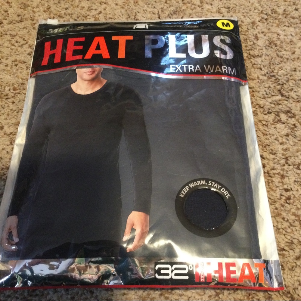 Men’s weather proof, long sleeve crew neck NWT